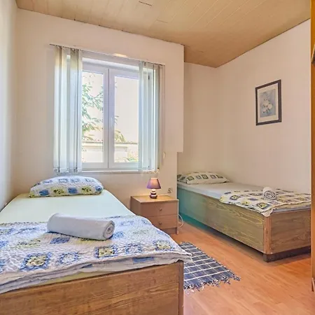 Apartment Marin *