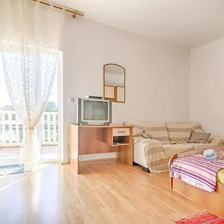 Apartment Marin Medulin