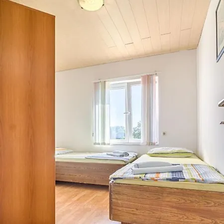 Marin Apartment *